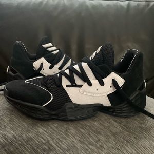 Harden 4 | Black & White